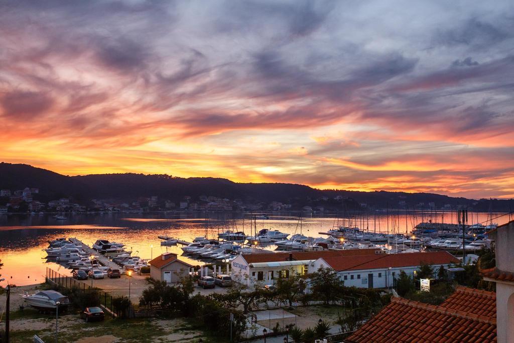 Apartments Slavko Supetarska Draga Dış mekan fotoğraf